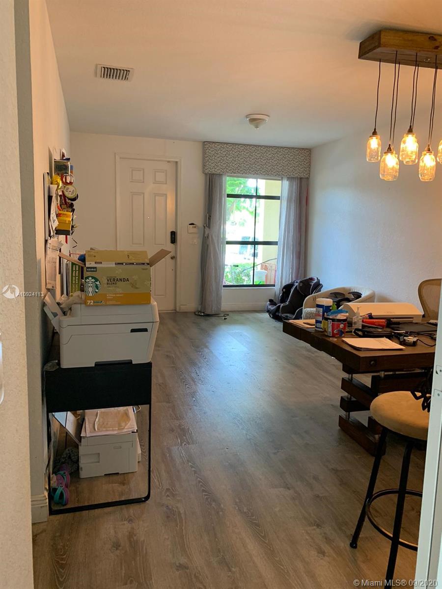 SILVER PALM EAST SECTION - Residential Lease