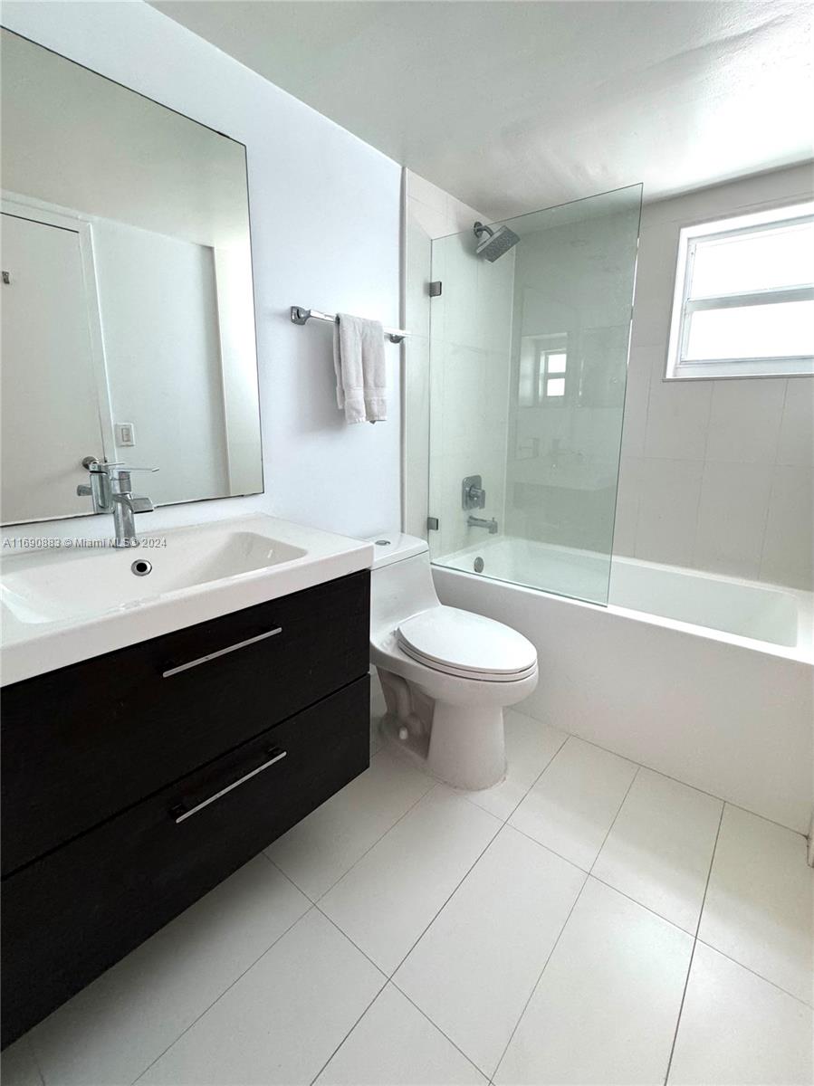 MIRADOR 1035 CONDO - Residential