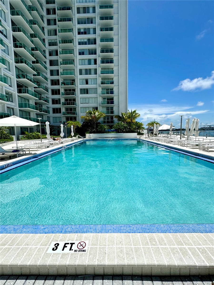 MIRADOR 1035 CONDO - Residential