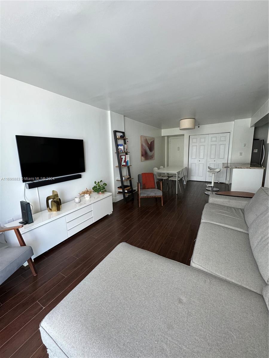 MIRADOR 1035 CONDO - Residential