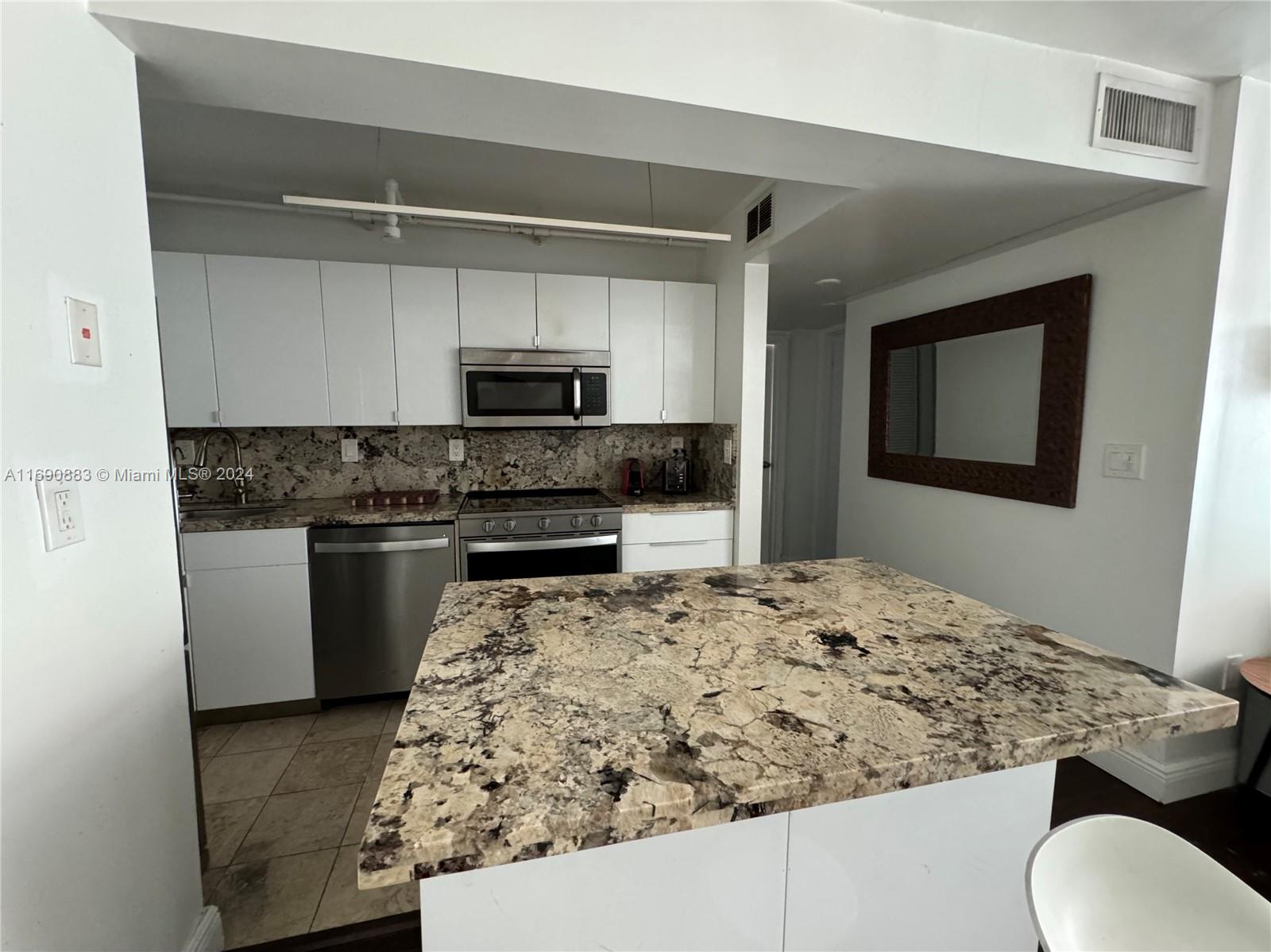 MIRADOR 1035 CONDO - Residential