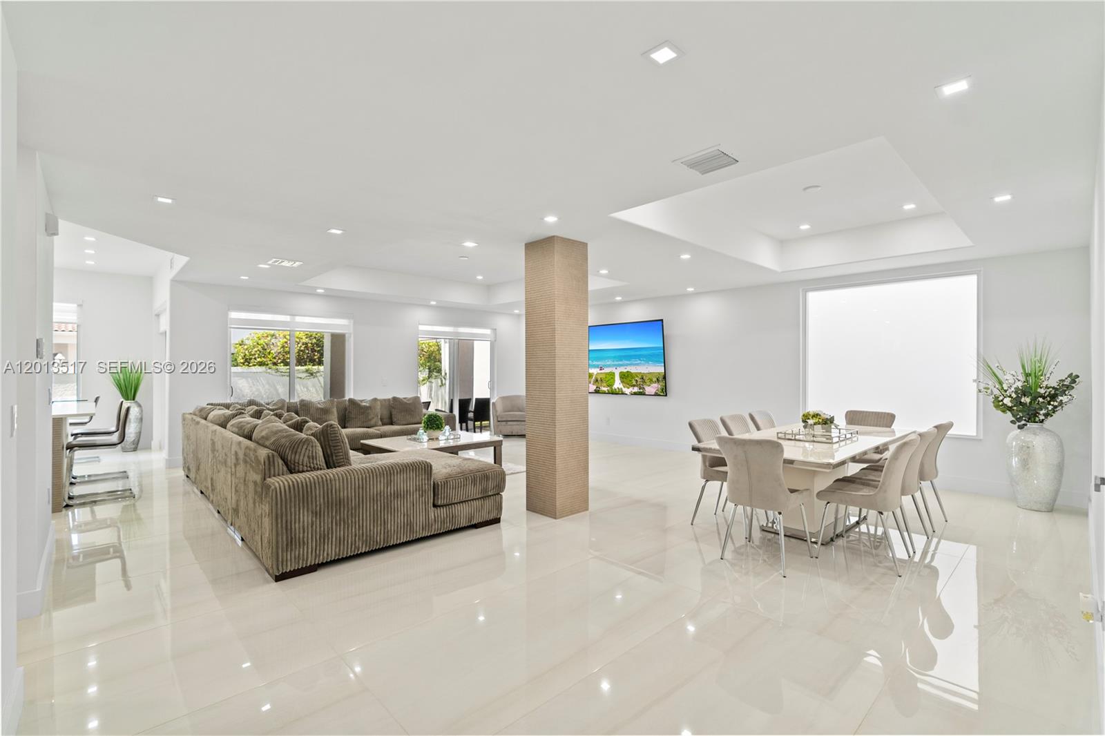 AVENTURA LAKES - PHASE II - Residential