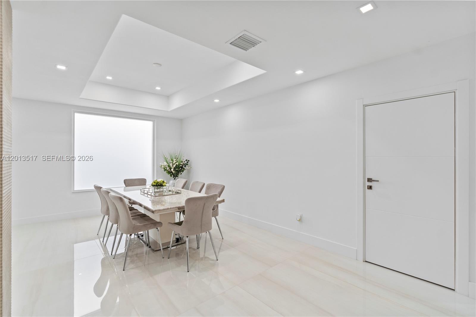 AVENTURA LAKES - PHASE II - Residential