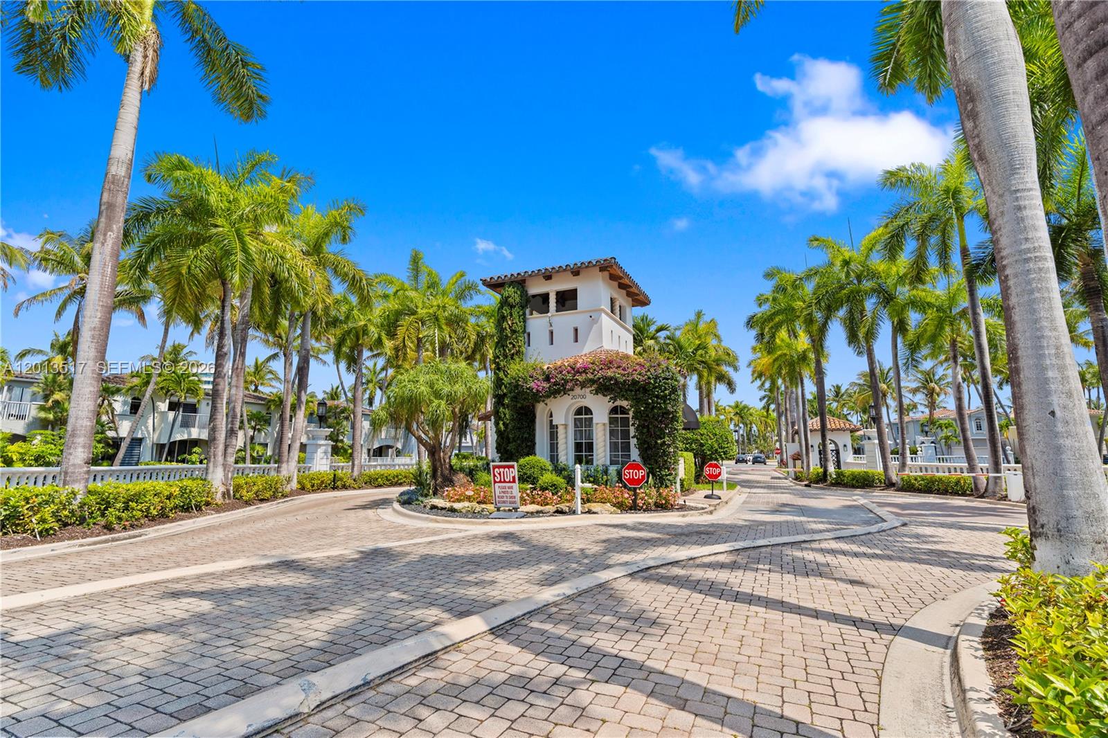 AVENTURA LAKES - PHASE II - Residential