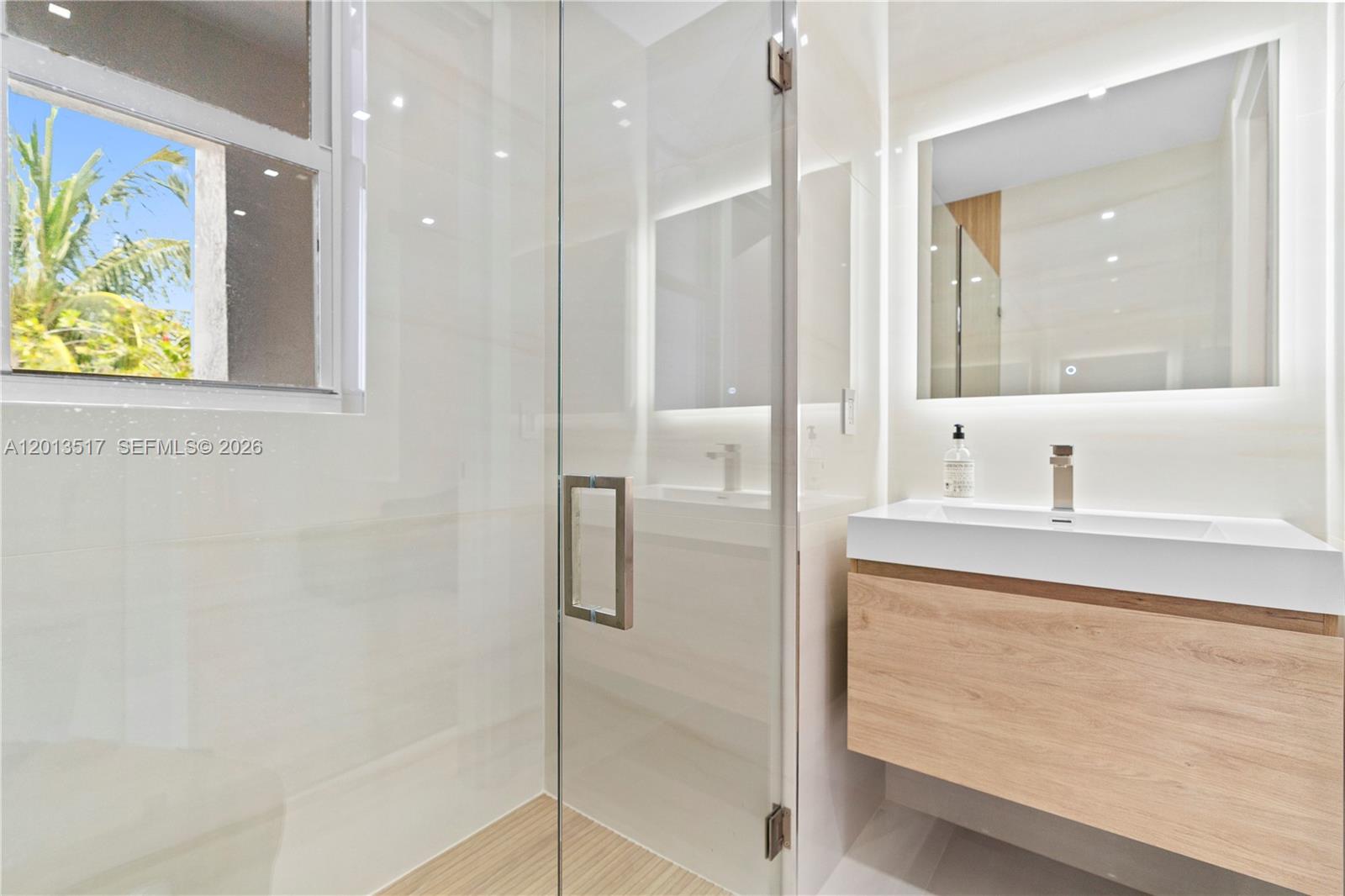 AVENTURA LAKES - PHASE II - Residential