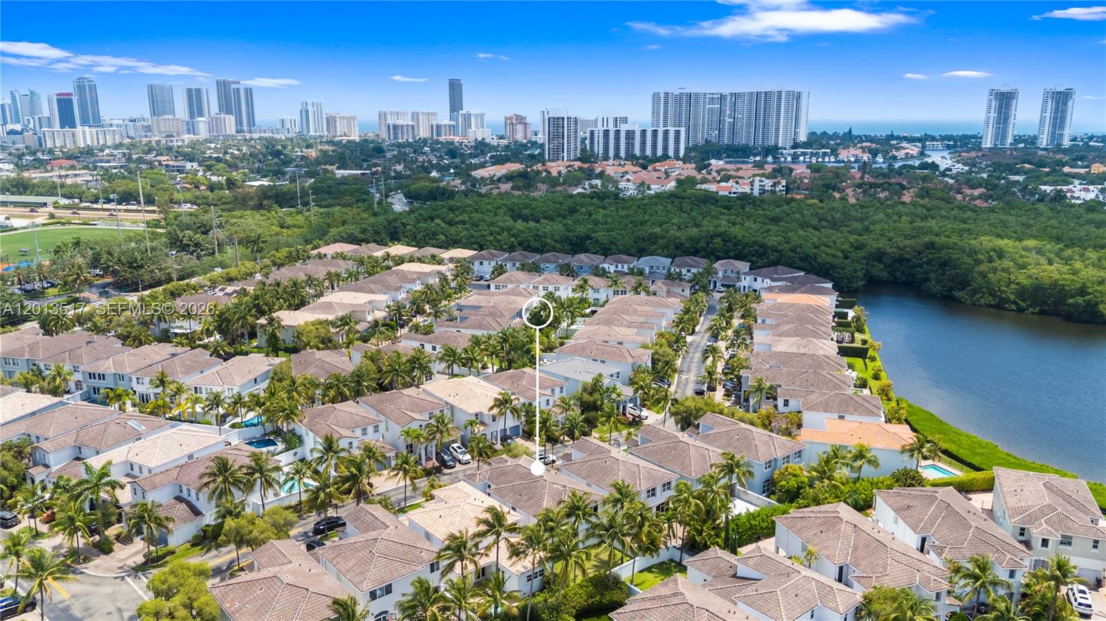 AVENTURA LAKES - PHASE II - Residential
