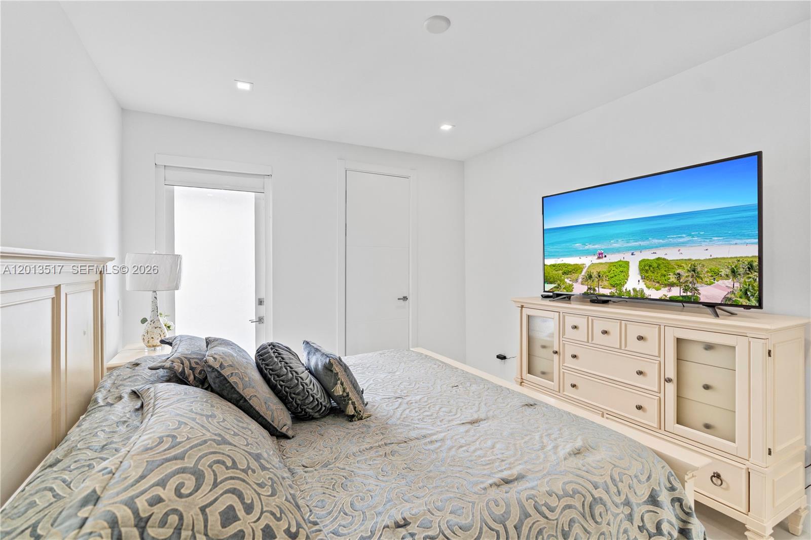 AVENTURA LAKES - PHASE II - Residential