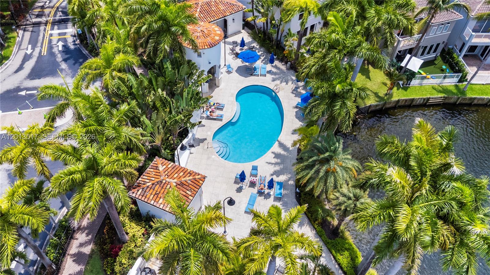 AVENTURA LAKES - PHASE II - Residential