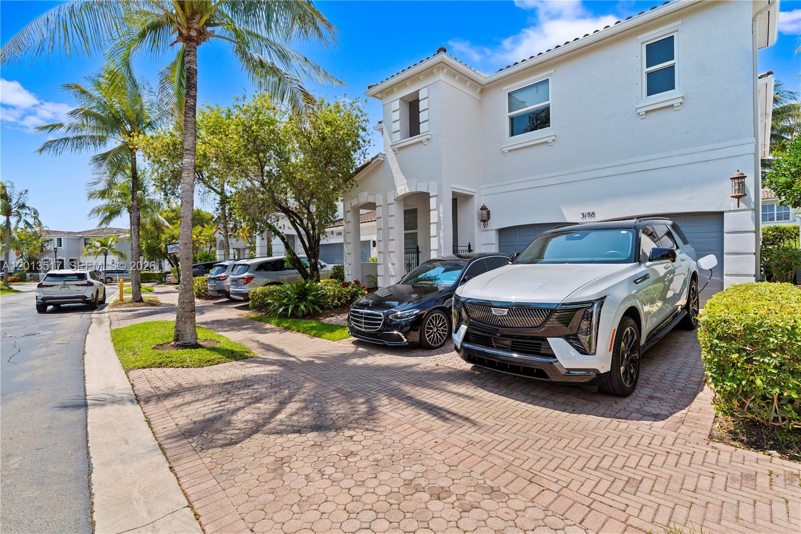 AVENTURA LAKES - PHASE II - Residential
