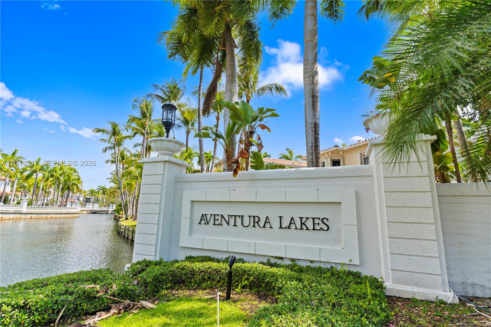 AVENTURA LAKES - PHASE II - Residential