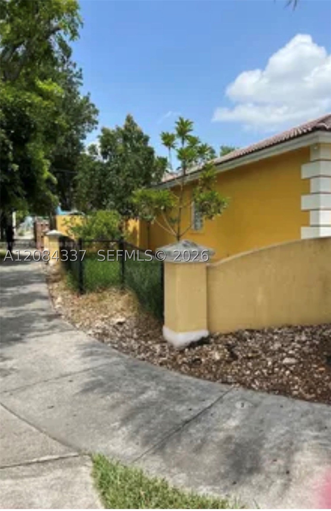 5 SW 15th Ave