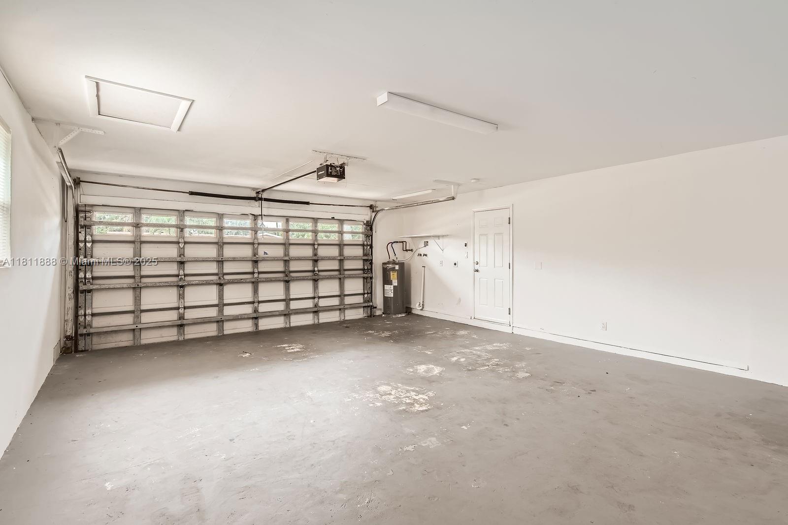 SUNRISE GOLF VILLAGE SEC - Residential