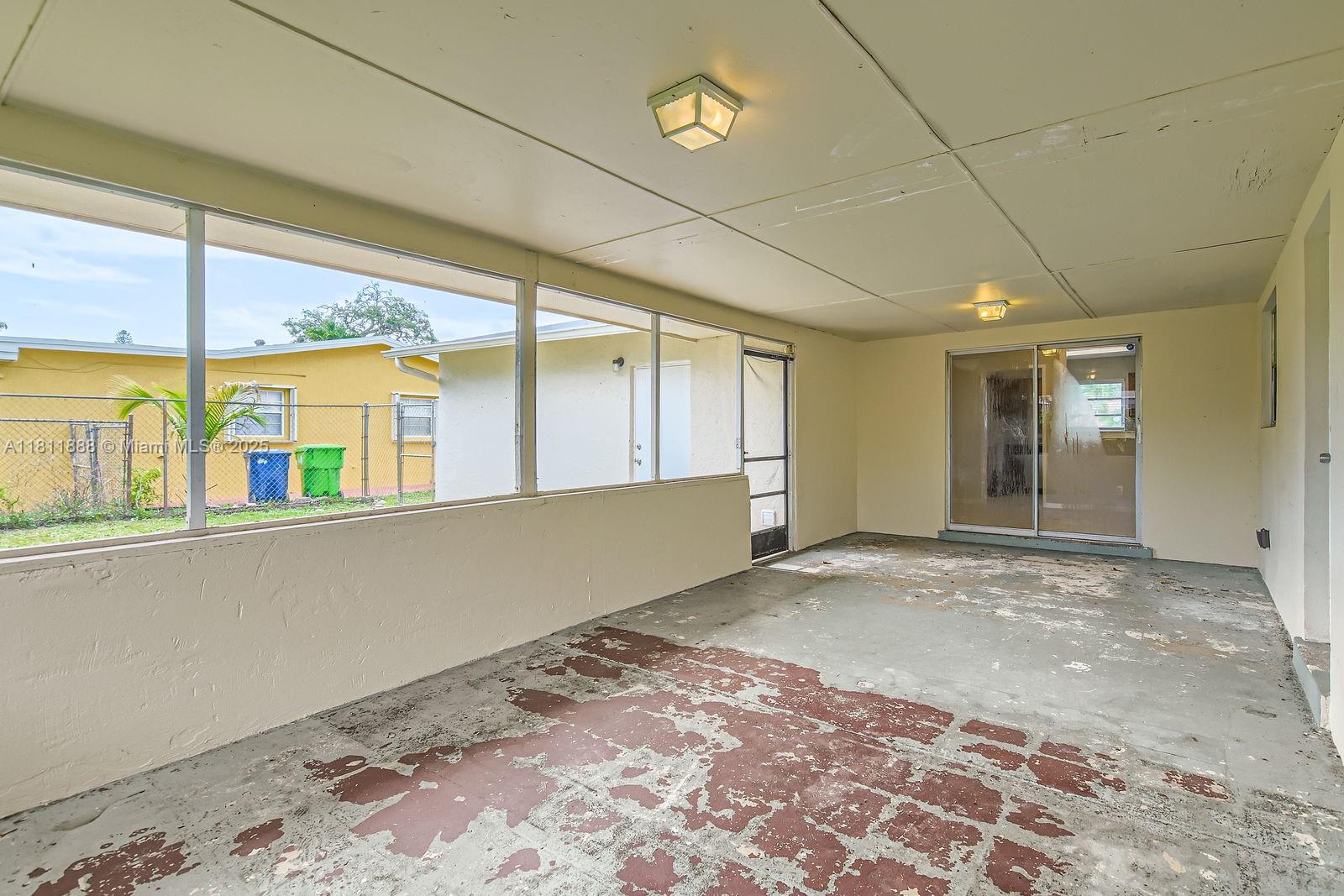 SUNRISE GOLF VILLAGE SEC - Residential