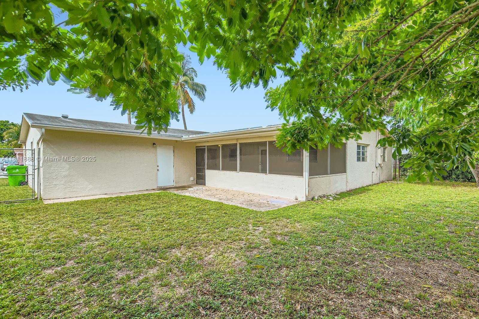 SUNRISE GOLF VILLAGE SEC - Residential