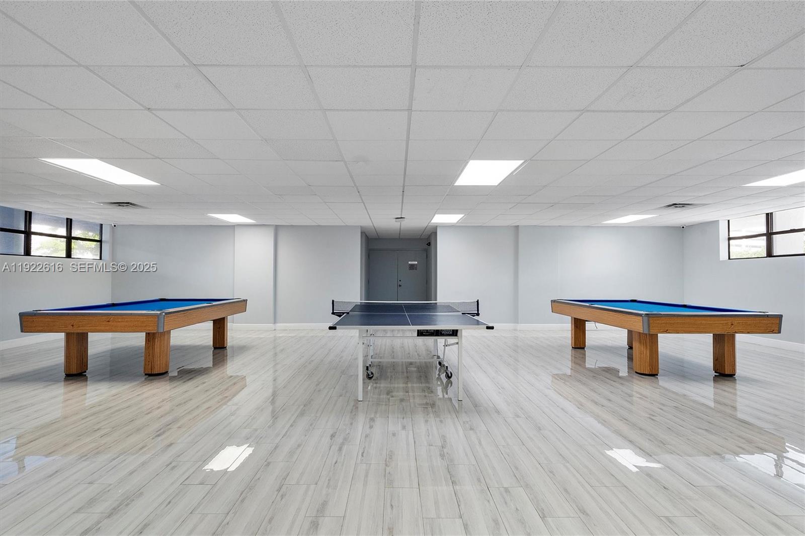 TOWERS OF OCEANVIEW SOUTH - Residential Lease