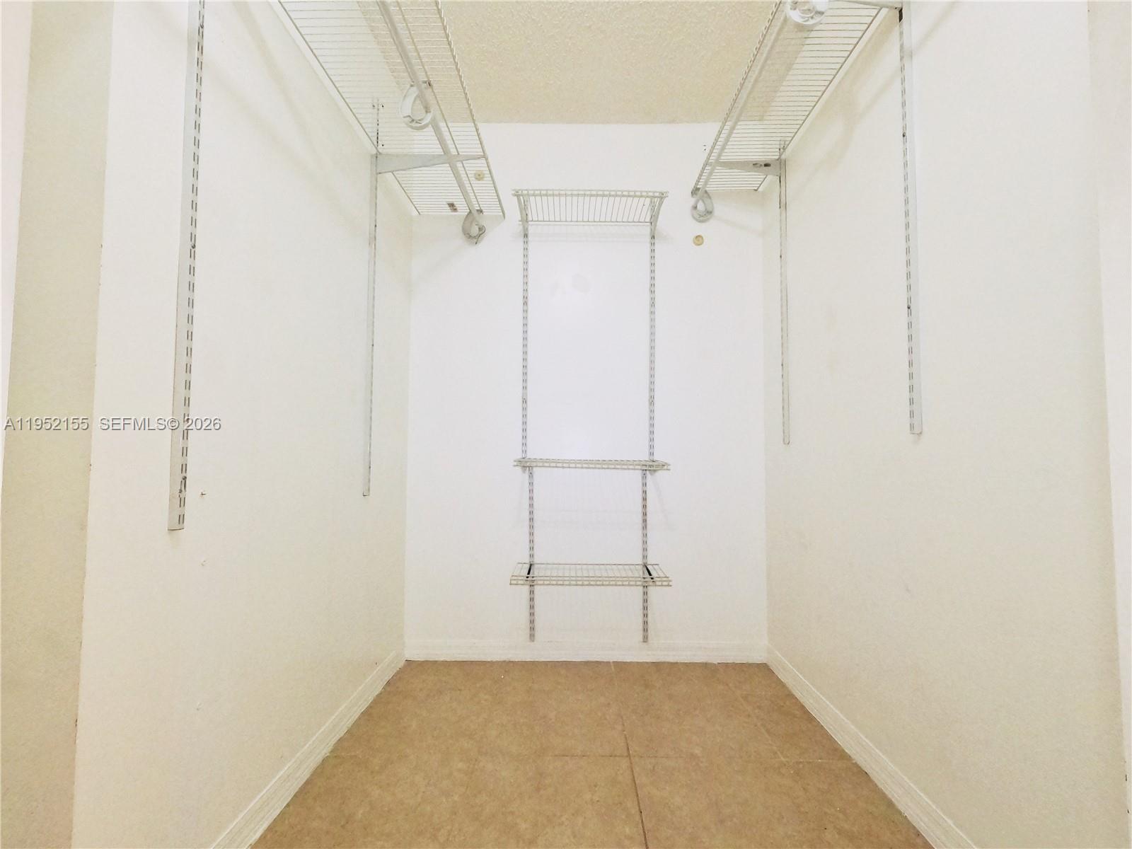 CHANTE-CLARE - Residential