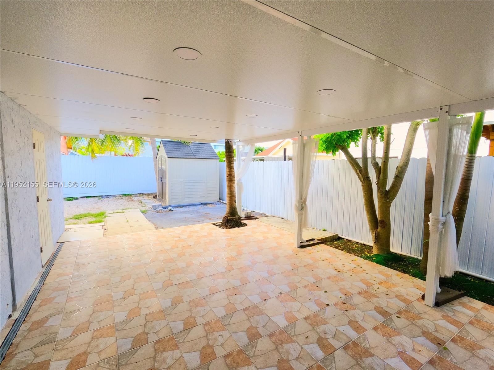 CHANTE-CLARE - Residential