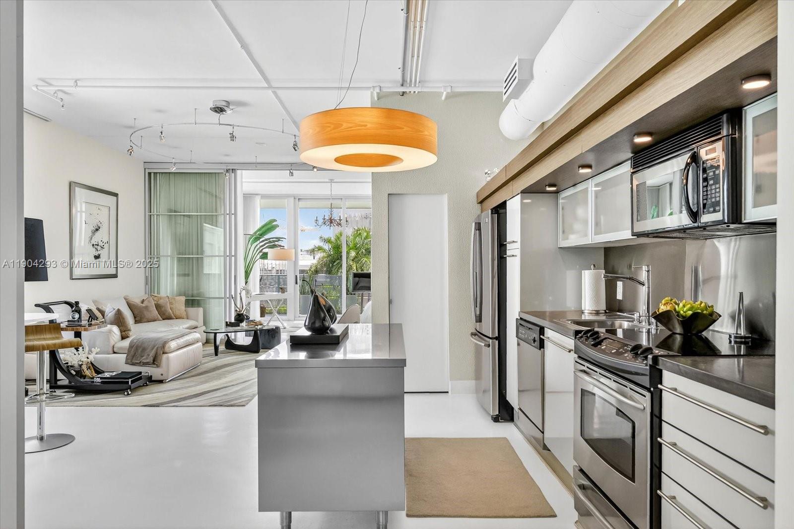 THE MONTCLAIR CONDO - Residential