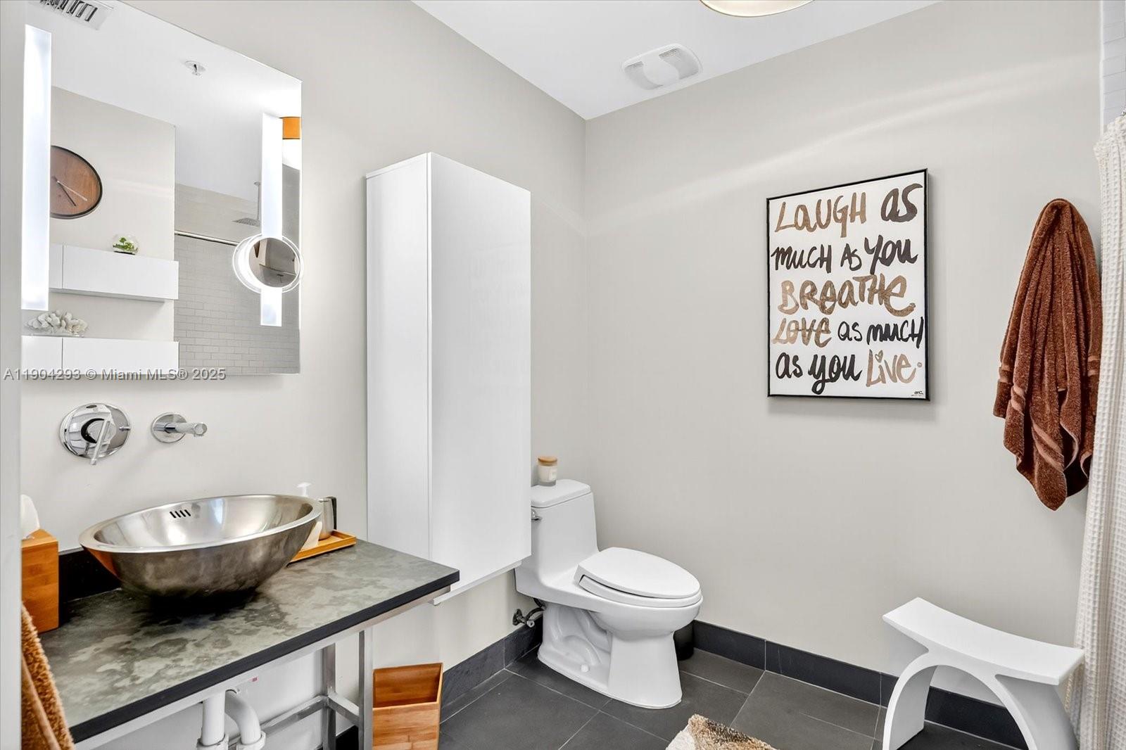 THE MONTCLAIR CONDO - Residential