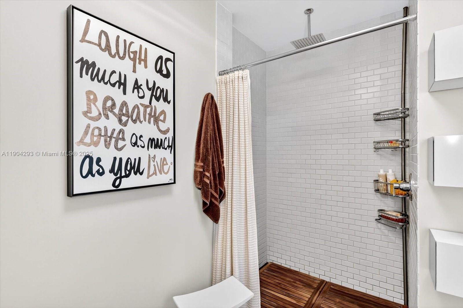 THE MONTCLAIR CONDO - Residential