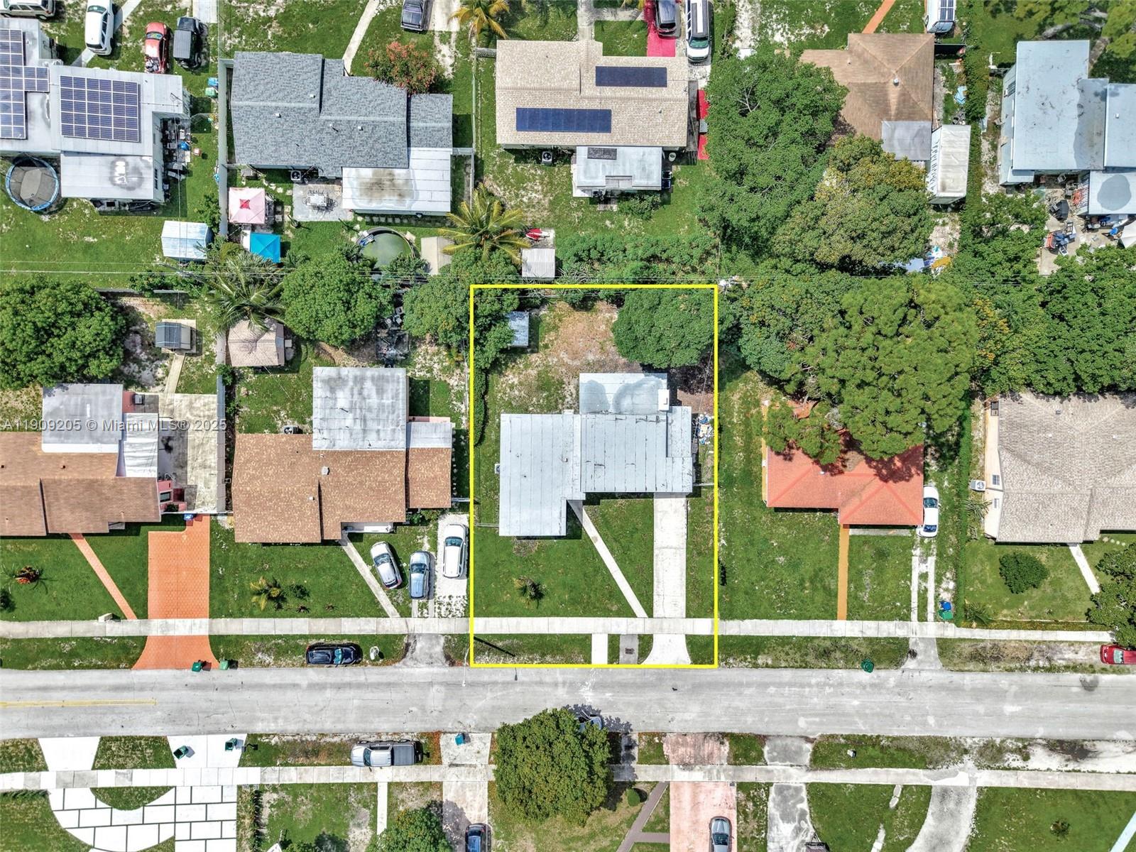 FLEETWOOD GARDENS SEC 1 - Residential