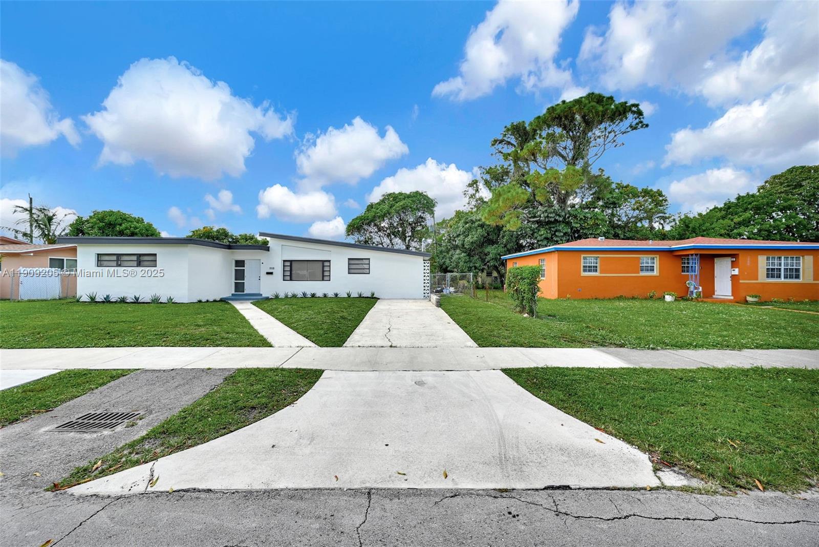 FLEETWOOD GARDENS SEC 1 - Residential