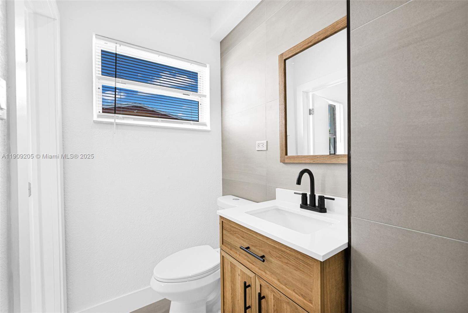 FLEETWOOD GARDENS SEC 1 - Residential