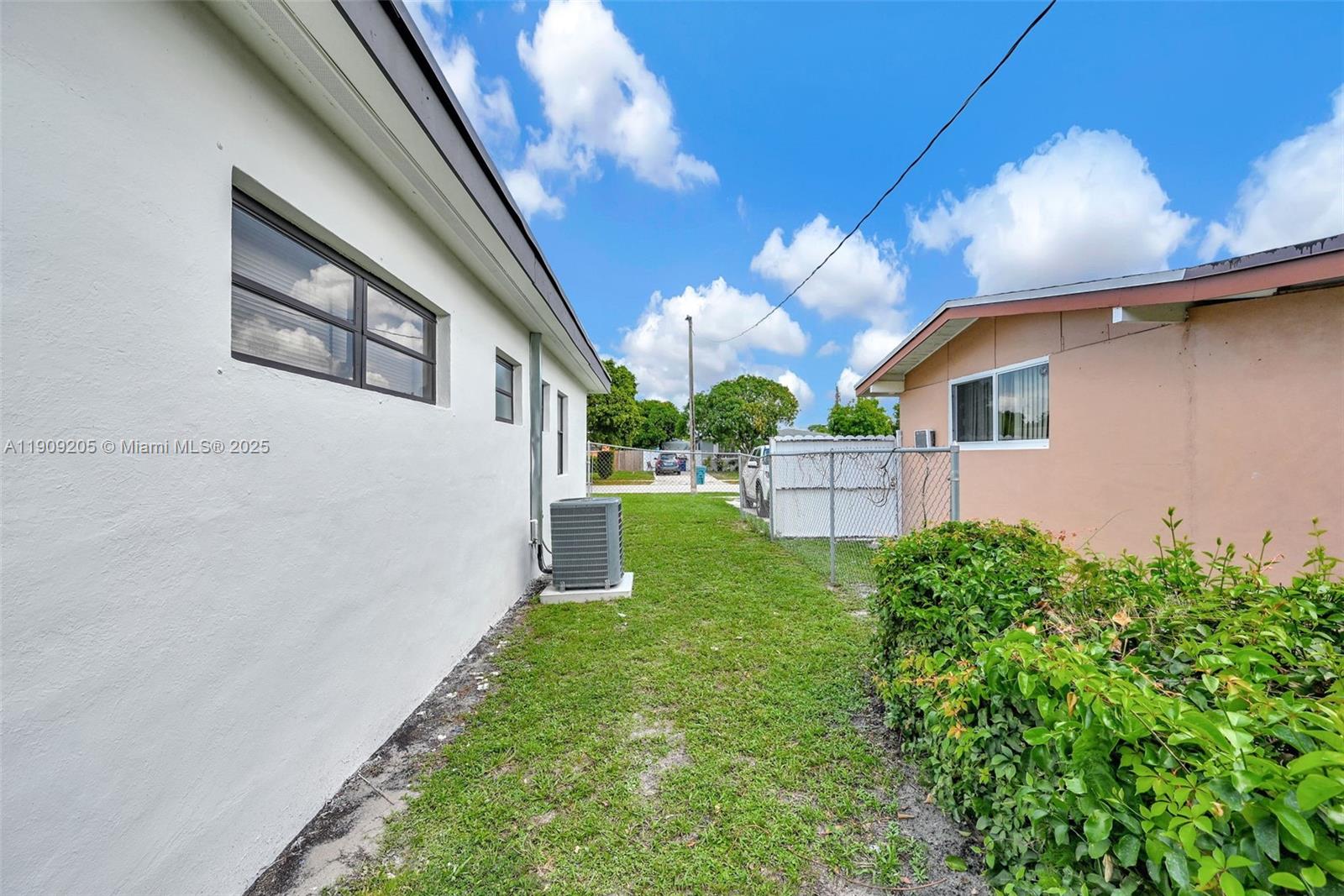 FLEETWOOD GARDENS SEC 1 - Residential