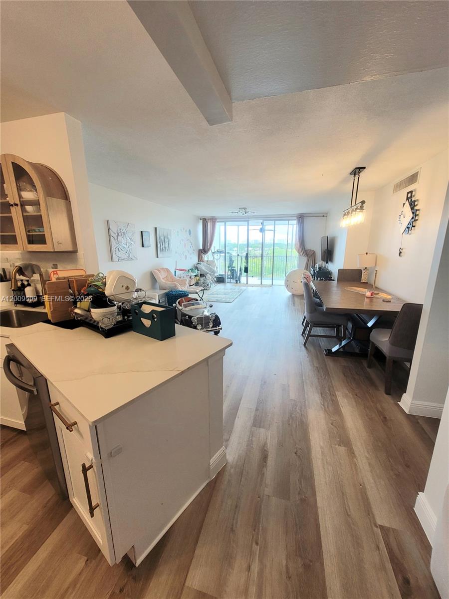 JADE WINDS GROUP - - Residential