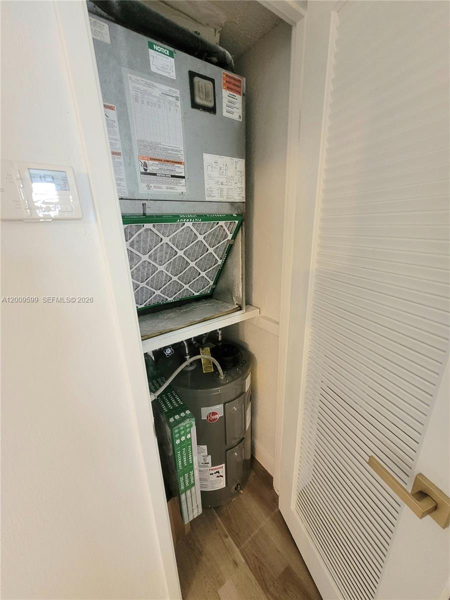 JADE WINDS GROUP - - Residential