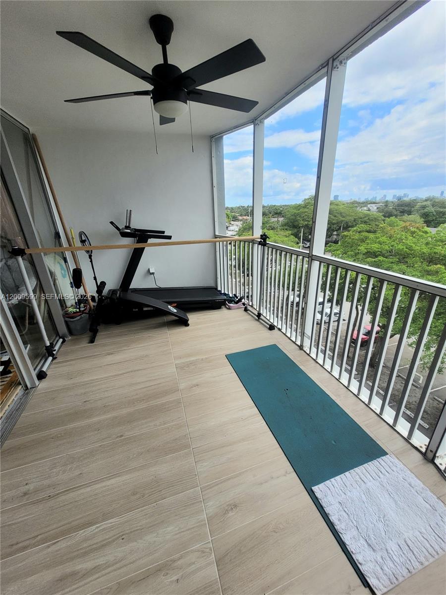 JADE WINDS GROUP - - Residential