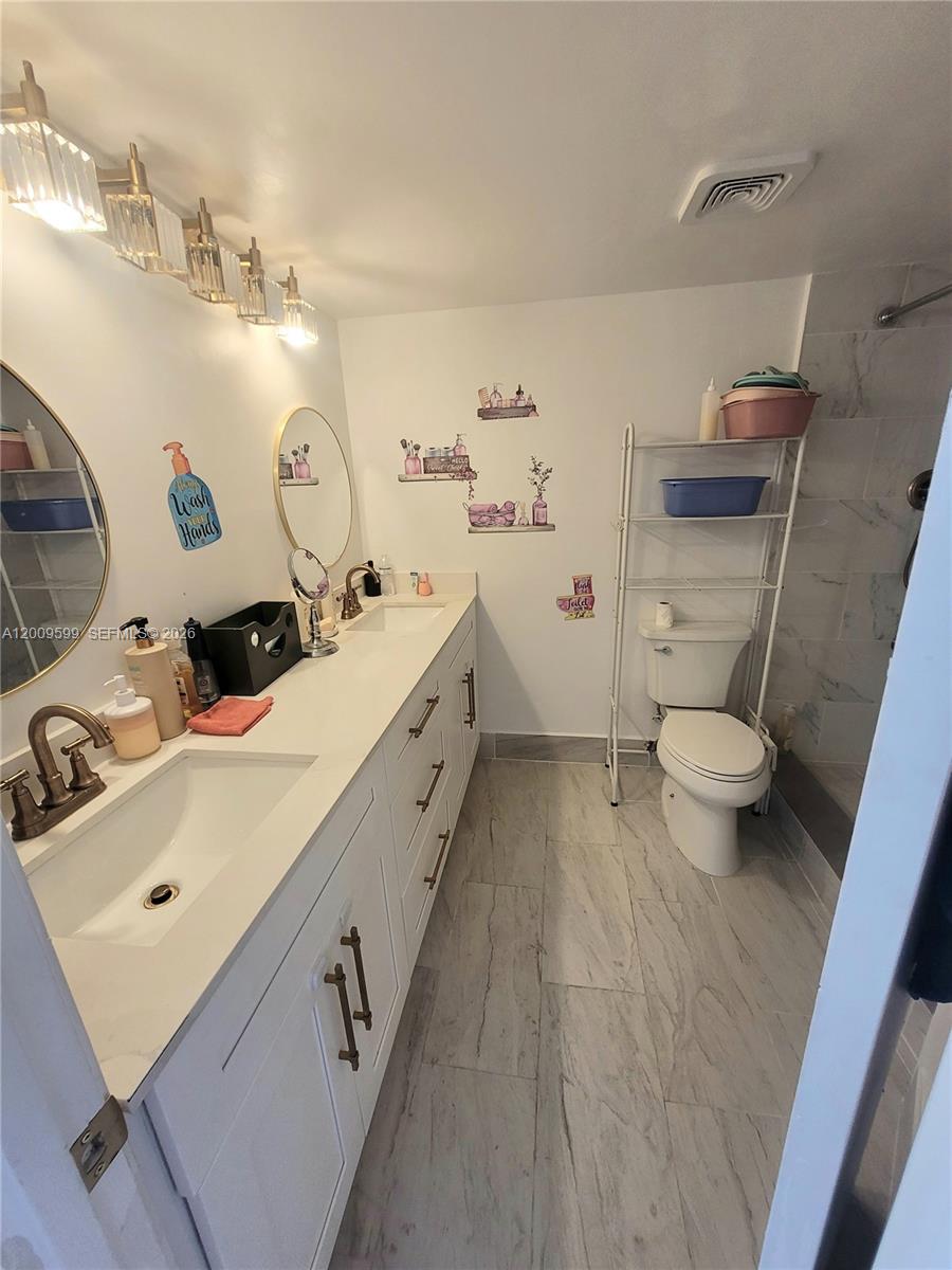 JADE WINDS GROUP - - Residential