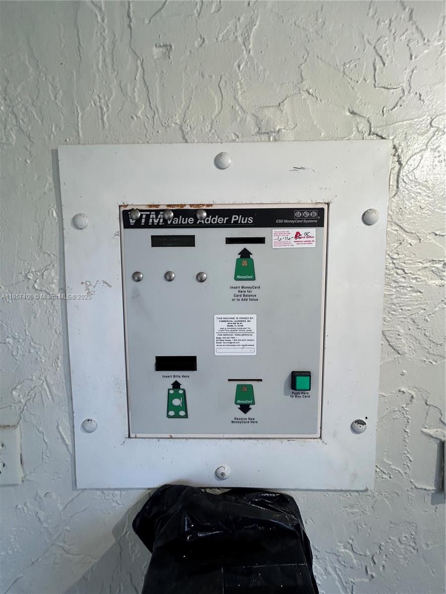 RACQUET CLUB OF KENDALE L - Residential