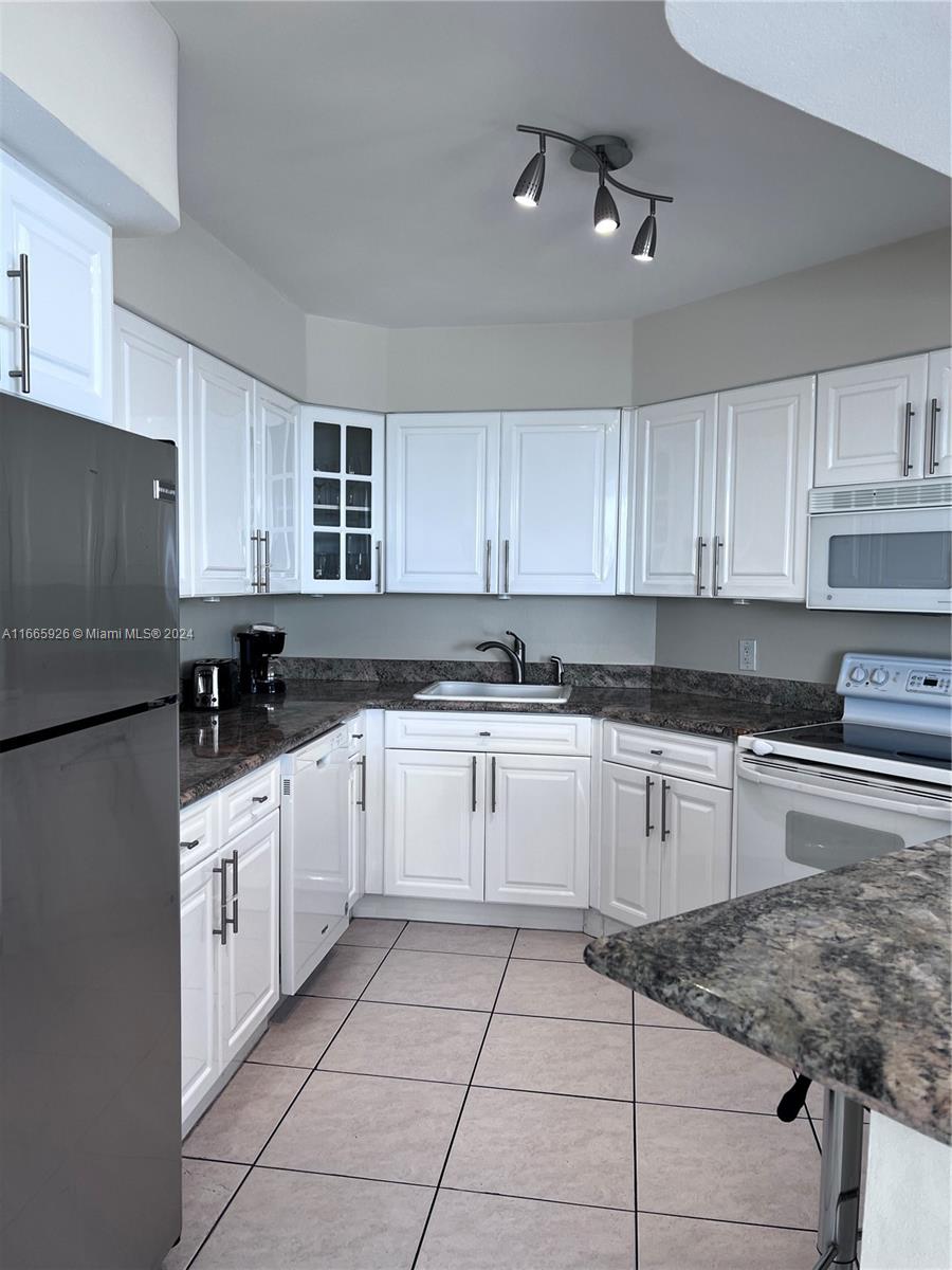 SEACOAST 5151 CONDO - Residential Lease