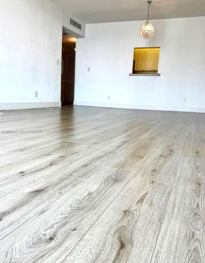 19380 Collins Ave 1523