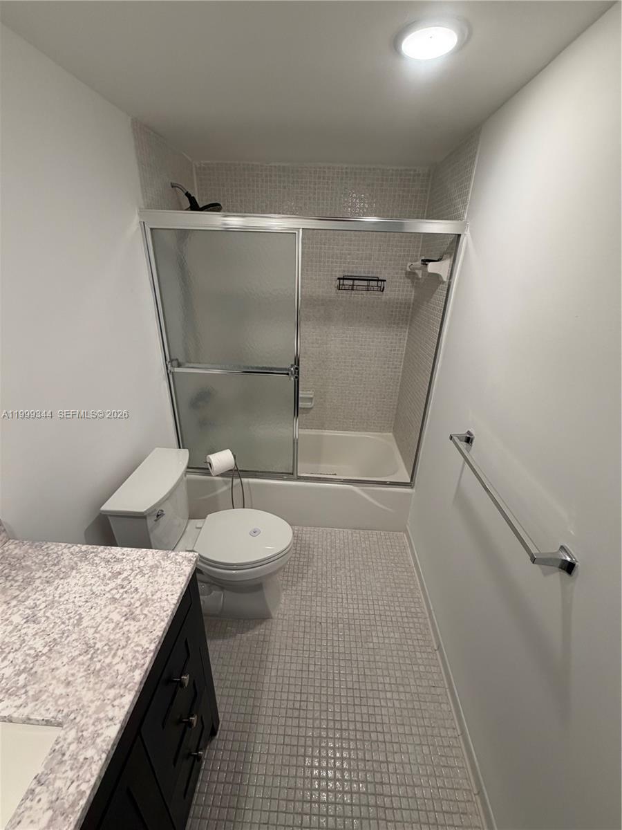 OCEANVIEW BUILDING B COND - Residential Lease