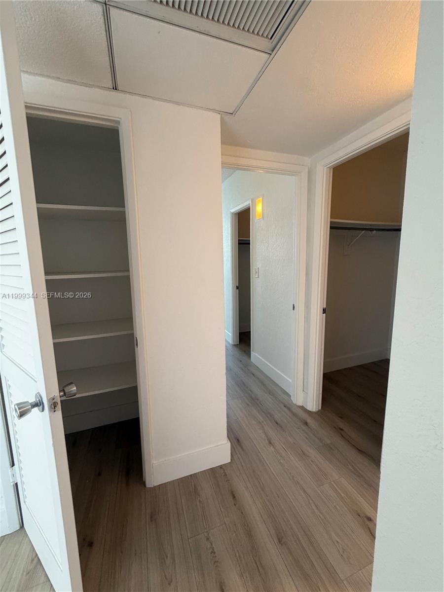 OCEANVIEW BUILDING B COND - Residential Lease