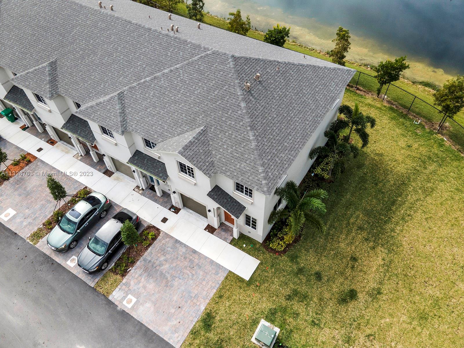 WALDEN PLACE II - Residential Lease