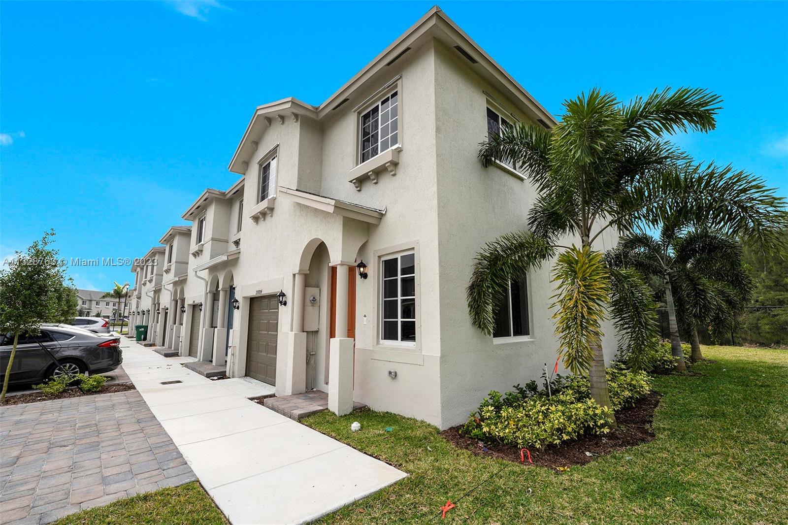 WALDEN PLACE II - Residential Lease