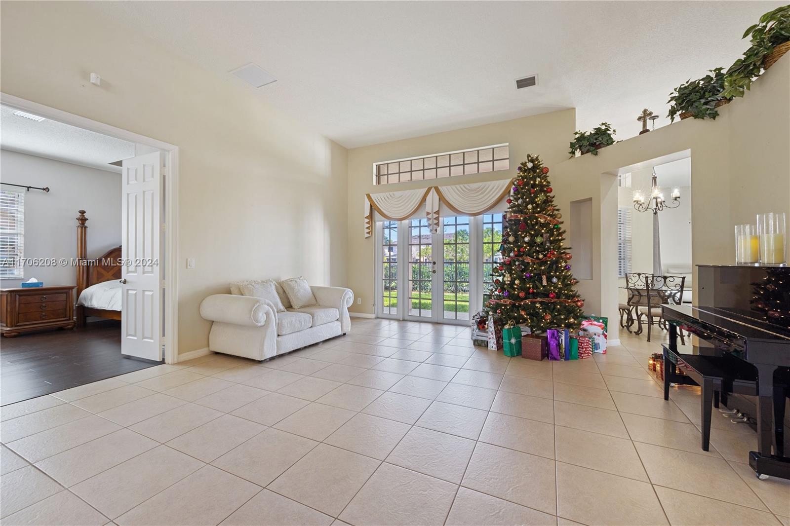 LAGO PLANTATION - Residential