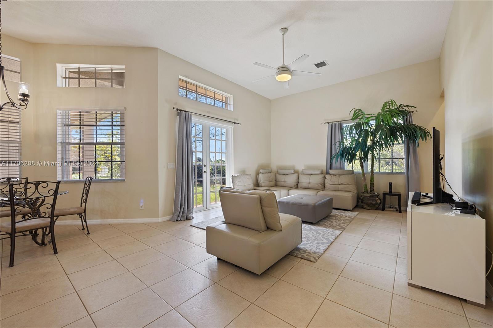 109 SW 128th Ave
