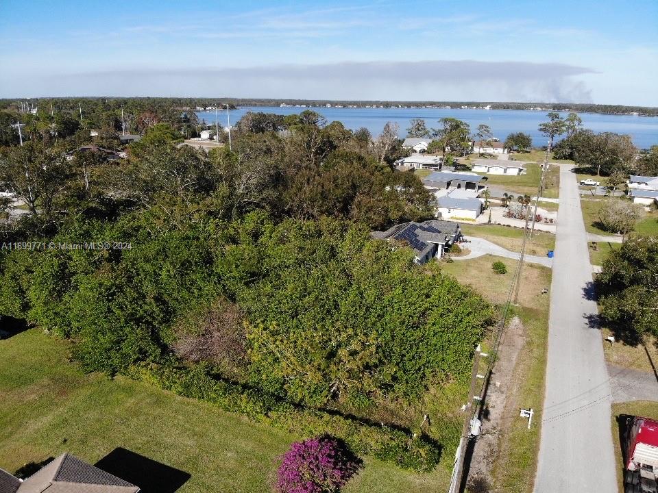 LAKE SEBRING - Land