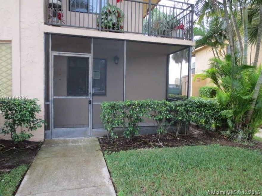 Clean 2/2 with new carpet in bedrooms, updated kitchen, tile floors in oversize family and dining area. Enjoy tiled screen patio in the front or back of this conveniently located corner condo. Enjoy all the perks at the Bonaventure Town Center.  Association states no renting first year. $$$ BONUS to Selling Agent -See Broker Remarks.