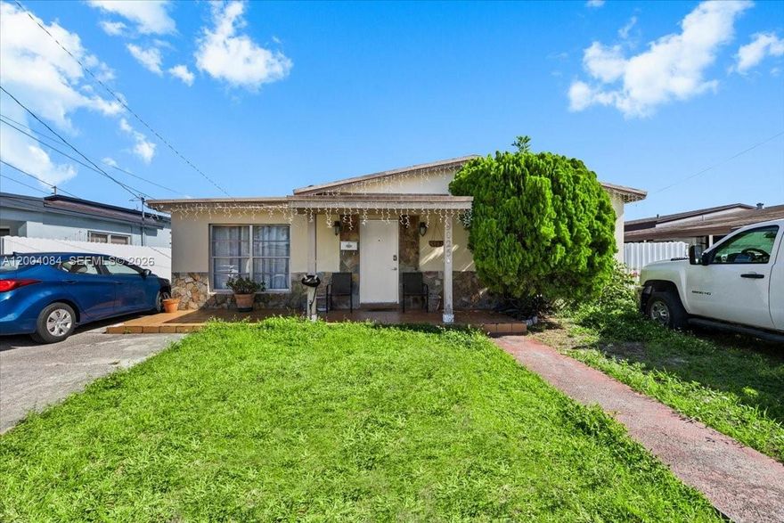 Single-family home located in a highly desirable area of Miami. No HOA and no assessments—perfect for buyers seeking freedom from rising fees and added costs. Conveniently located near top-rated schools, shopping, dining, parks, and with easy access to major highways. Property offers great potential and is ready for updates, making it an ideal opportunity to customize to your taste and create your dream home. Excellent location, strong demand, and great upside potential