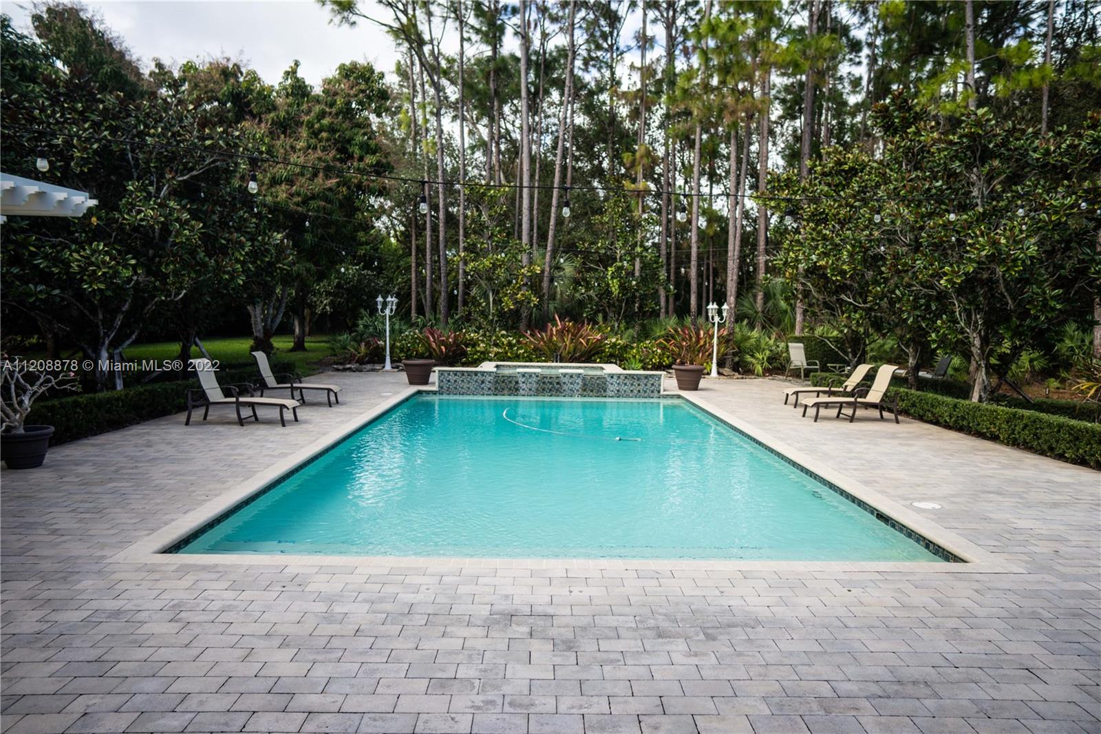 KENDAL GREEN HOMESITES - Residential