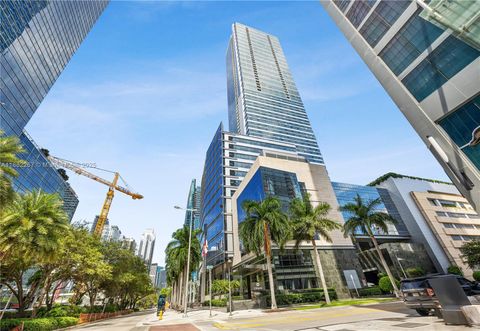 1435 Brickell Ave 3203 Miami FL 33131