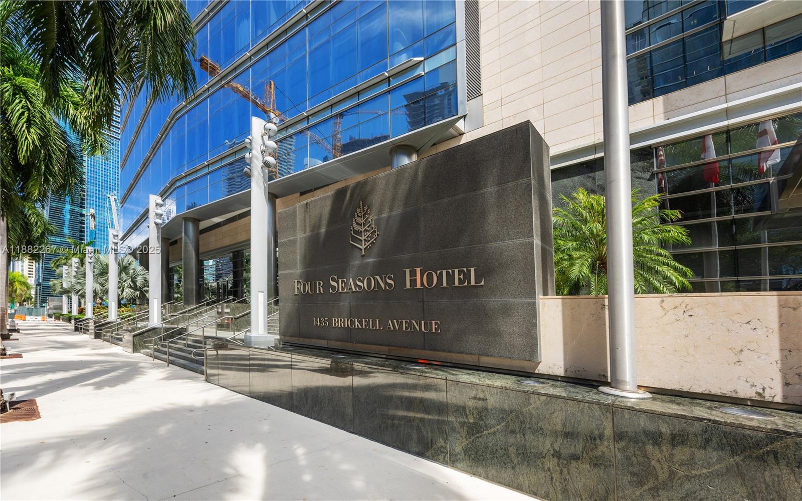 1435 Brickell Ave 3203