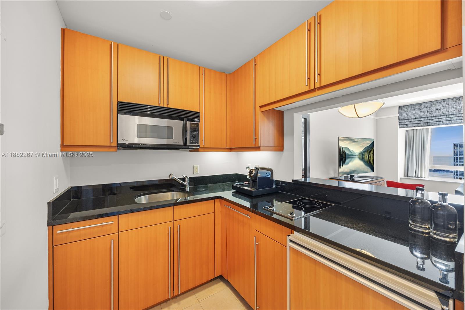 MILLENNIUM TOWER CONDOMIN - Residential