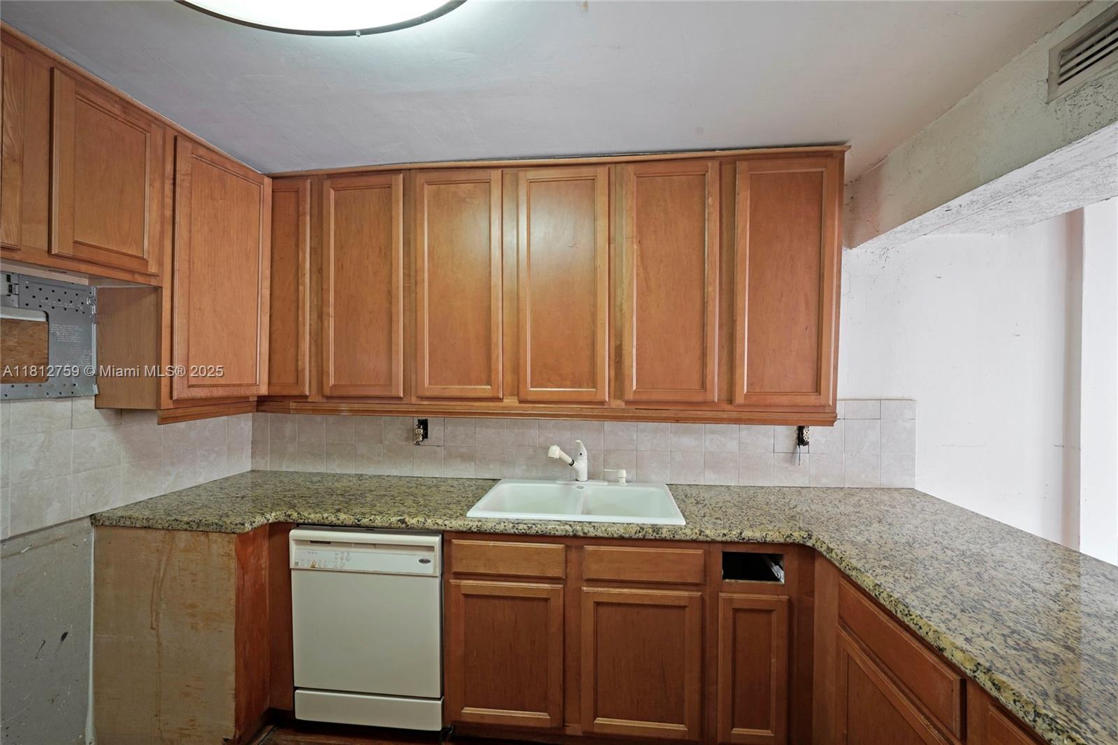 PALM-WEST GARDENS CONDO - Residential
