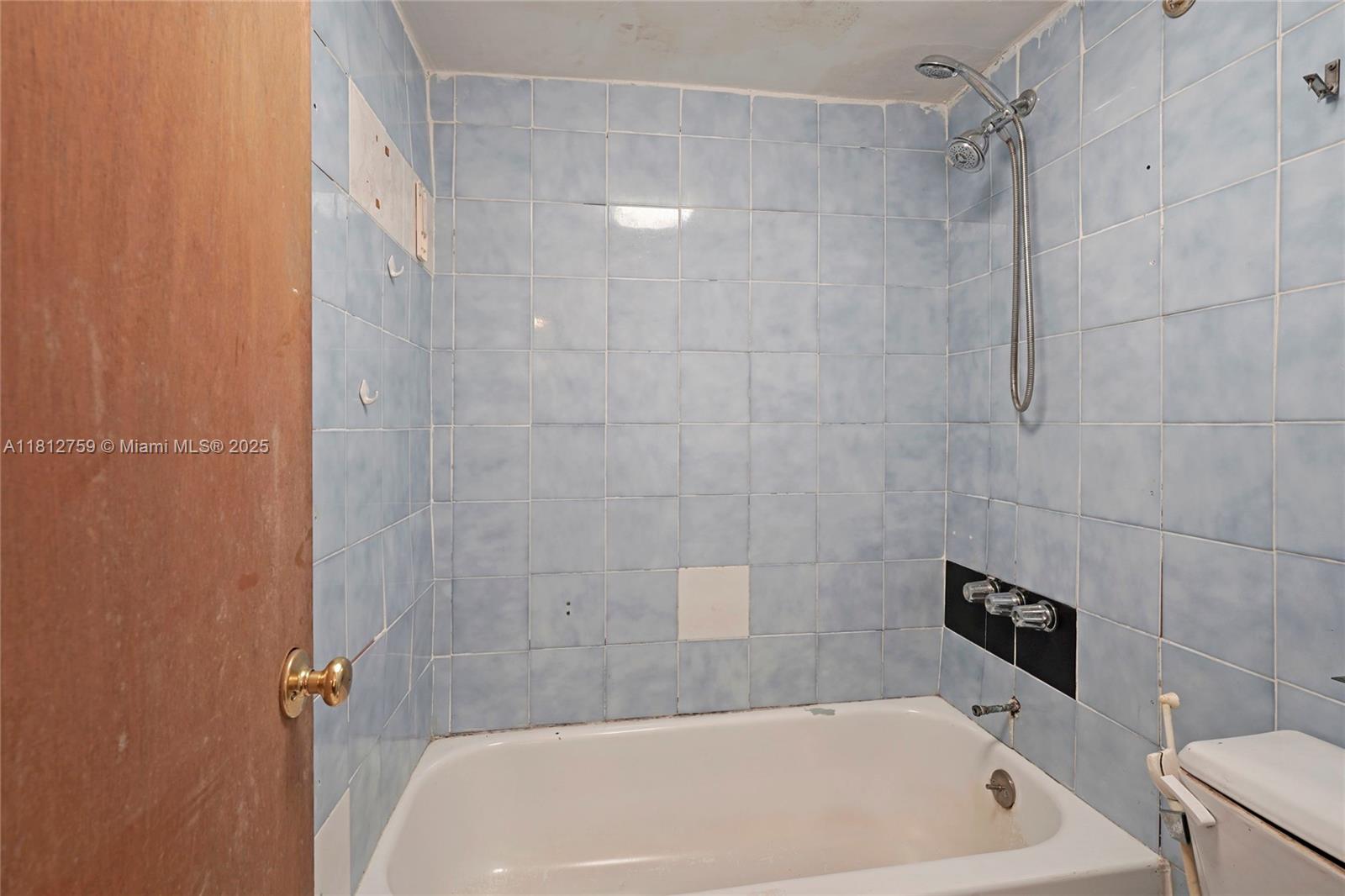PALM-WEST GARDENS CONDO - Residential